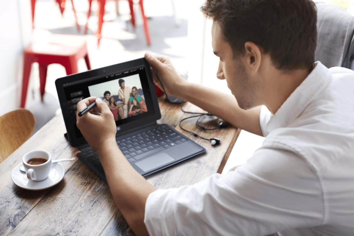 Teilnehmende im Gruppenunterricht bei Syranexoliv